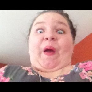 Meet your Posher, Maeve